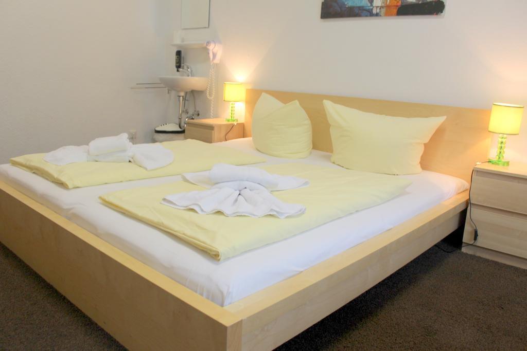 Pension Central Hostel ברלין מראה חיצוני תמונה
