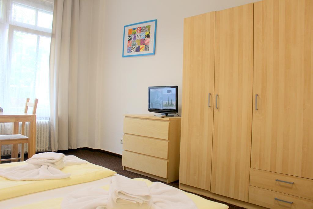 Pension Central Hostel ברלין מראה חיצוני תמונה