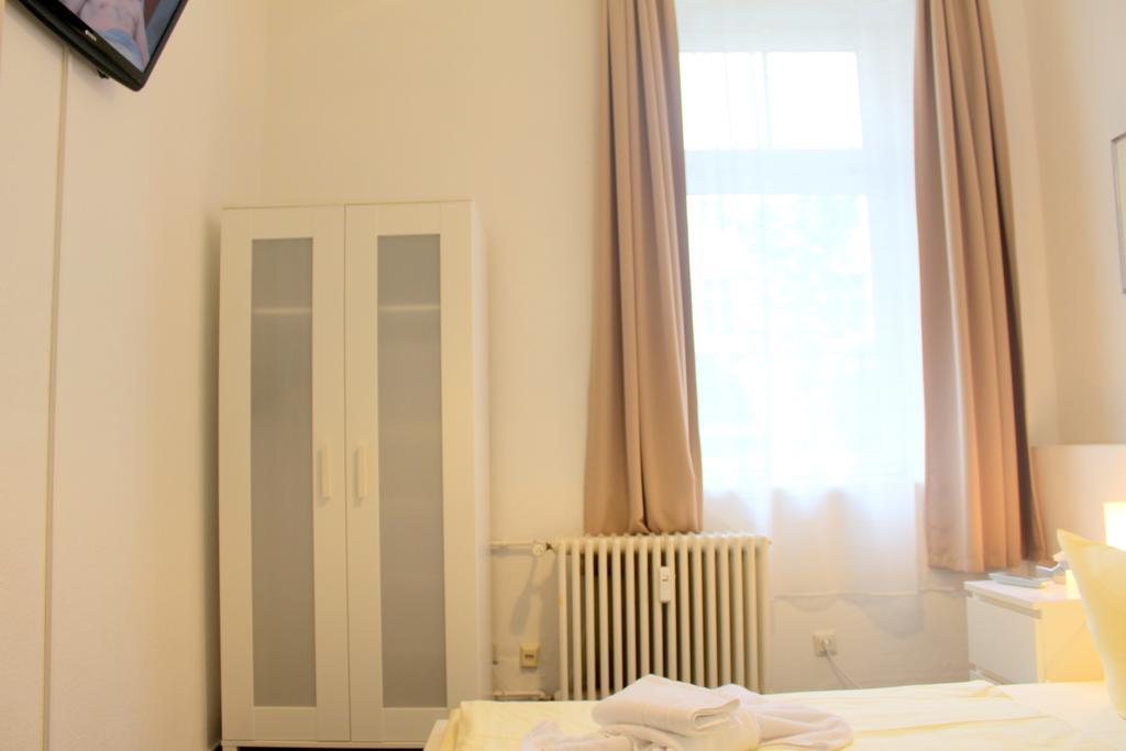 Pension Central Hostel ברלין מראה חיצוני תמונה