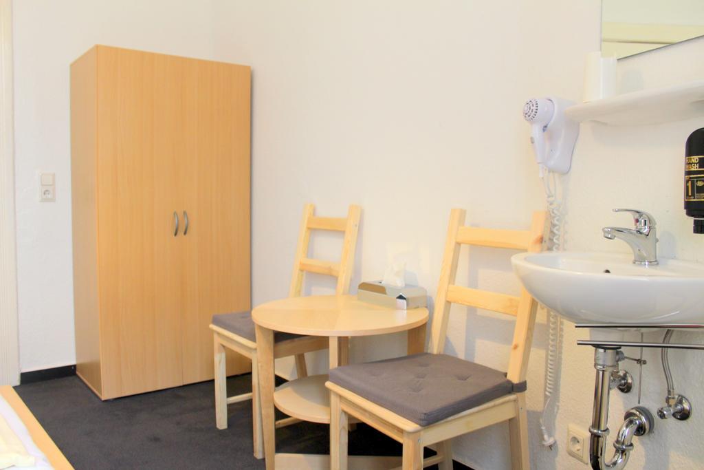 Pension Central Hostel ברלין מראה חיצוני תמונה